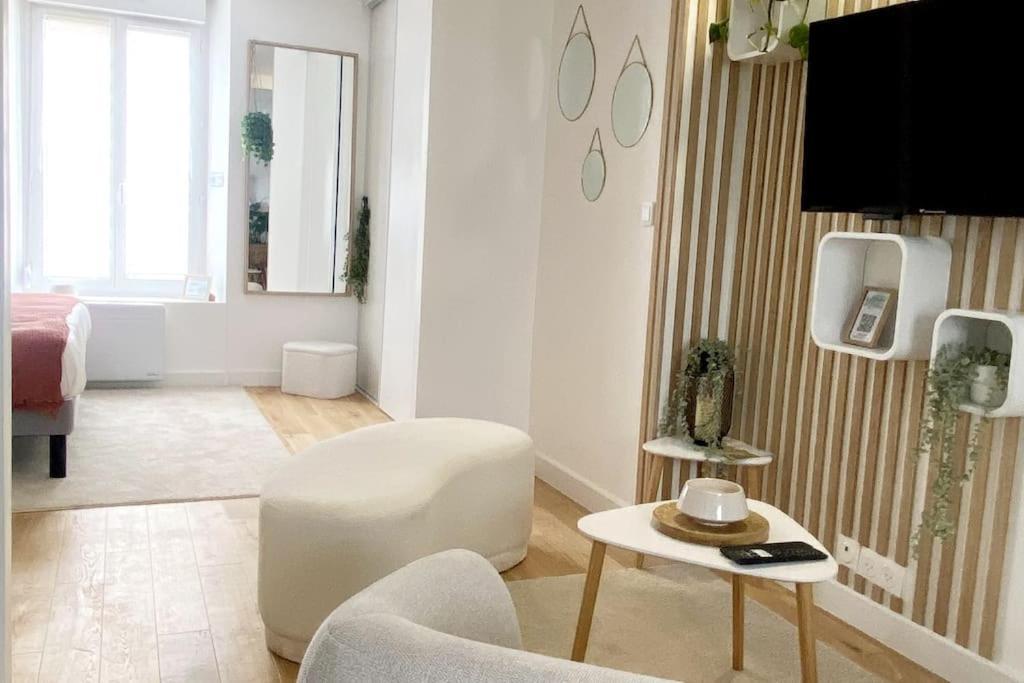 Le Villebois Apartment
